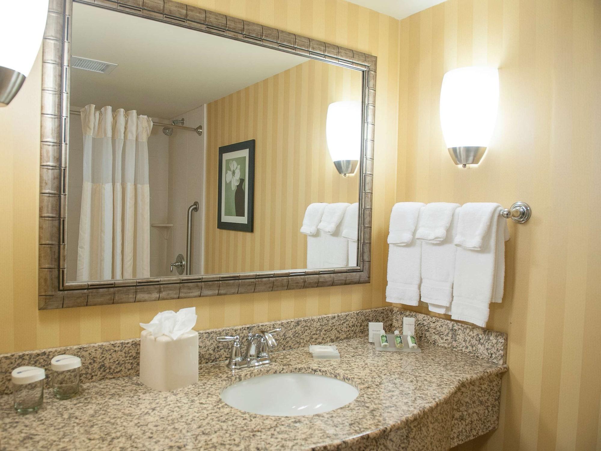 Hilton Garden Inn Pensacola Airport/Medical Center Екстериор снимка