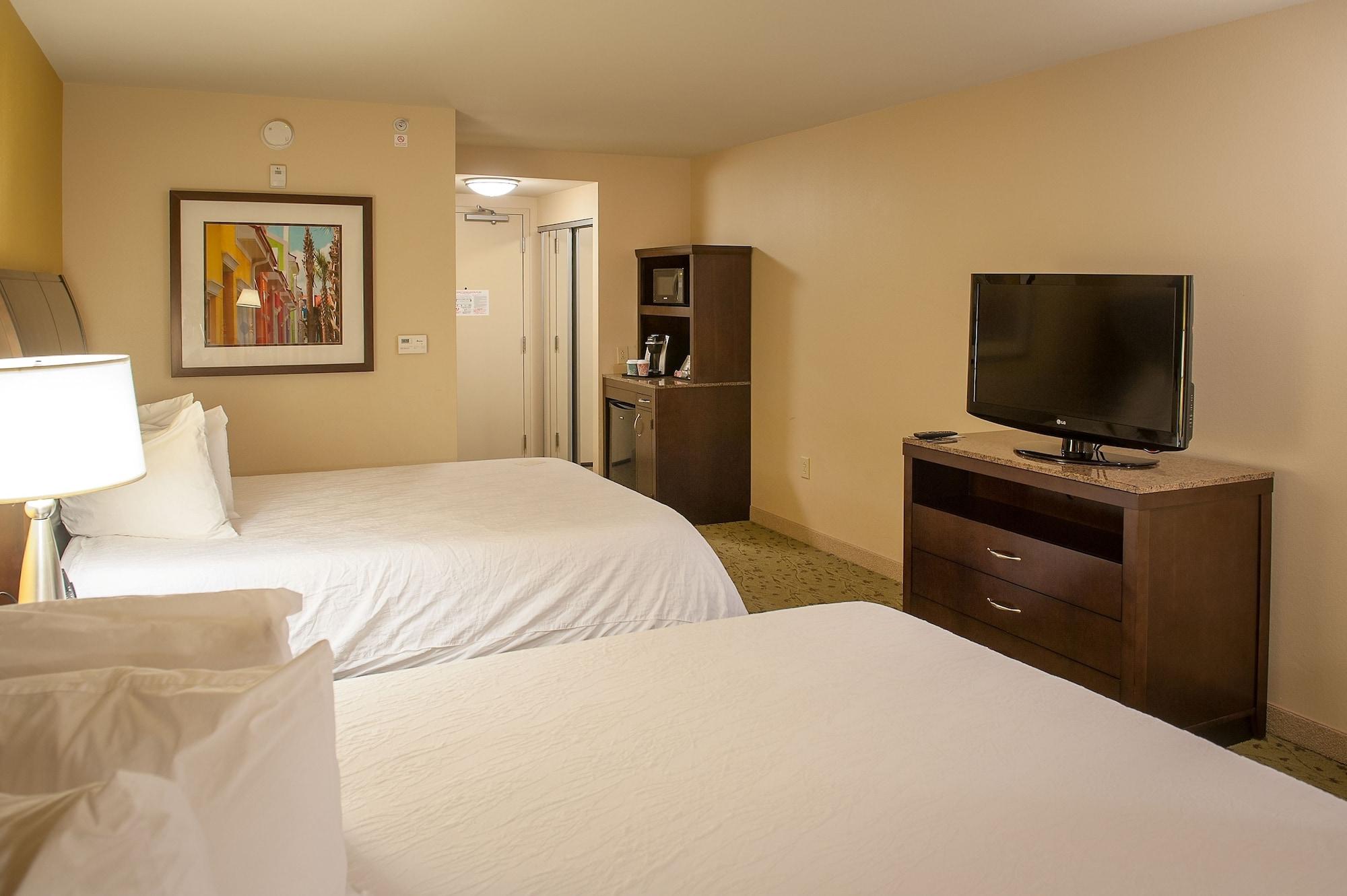 Hilton Garden Inn Pensacola Airport/Medical Center Екстериор снимка