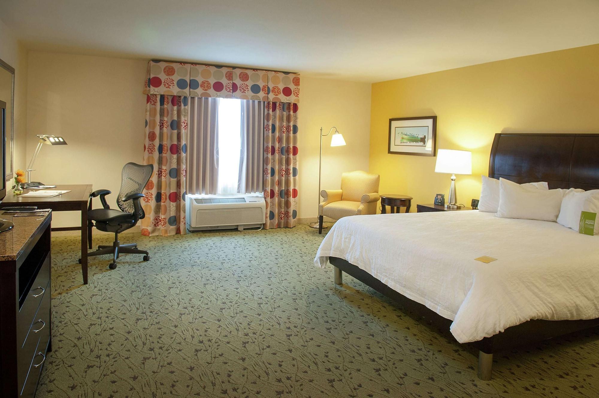 Hilton Garden Inn Pensacola Airport/Medical Center Екстериор снимка