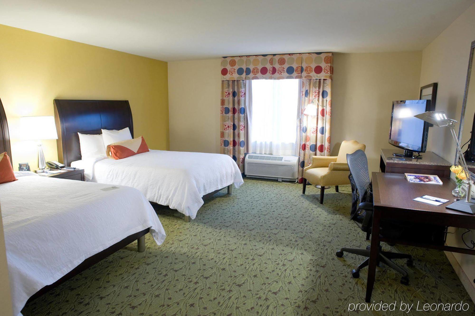 Hilton Garden Inn Pensacola Airport/Medical Center Стая снимка