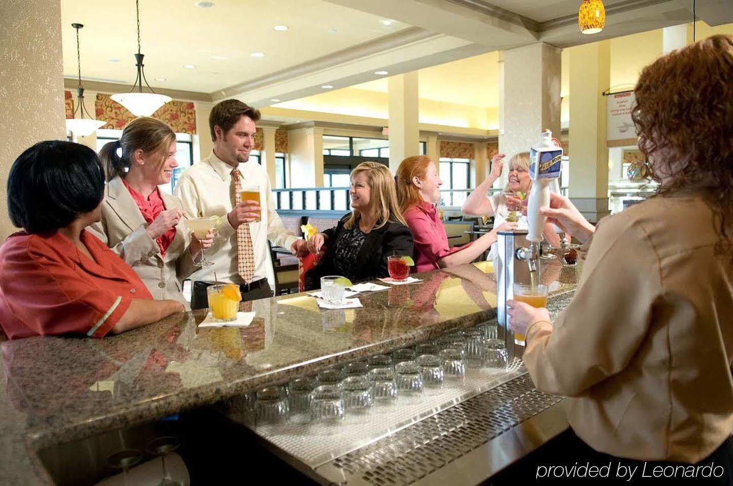 Hilton Garden Inn Pensacola Airport/Medical Center Екстериор снимка